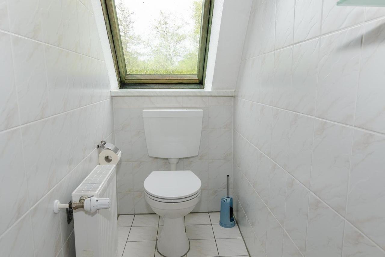 Ferienwohnung-Auf-Ruegen-Fuer-3-Erwachsene-Und-1-Kind-In-Schaprode-Zi6 Dış mekan fotoğraf